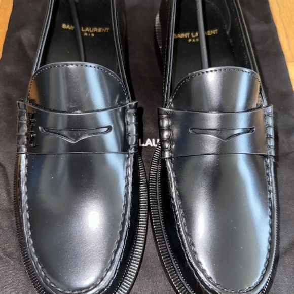 Yves Saint Laurent Shoes - Yves Saint Laurent Classoc Black Loafers